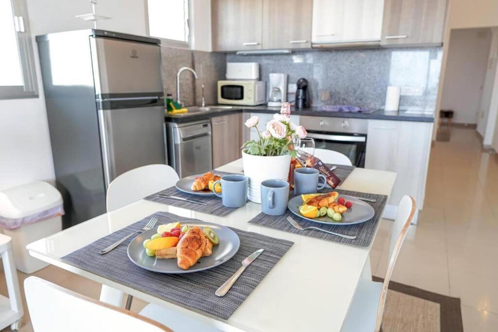 Amazing 2 Bedroom Flat With Beachfront And Pool, Paraiso Del Sur A306 Плая Параизо Екстериор снимка