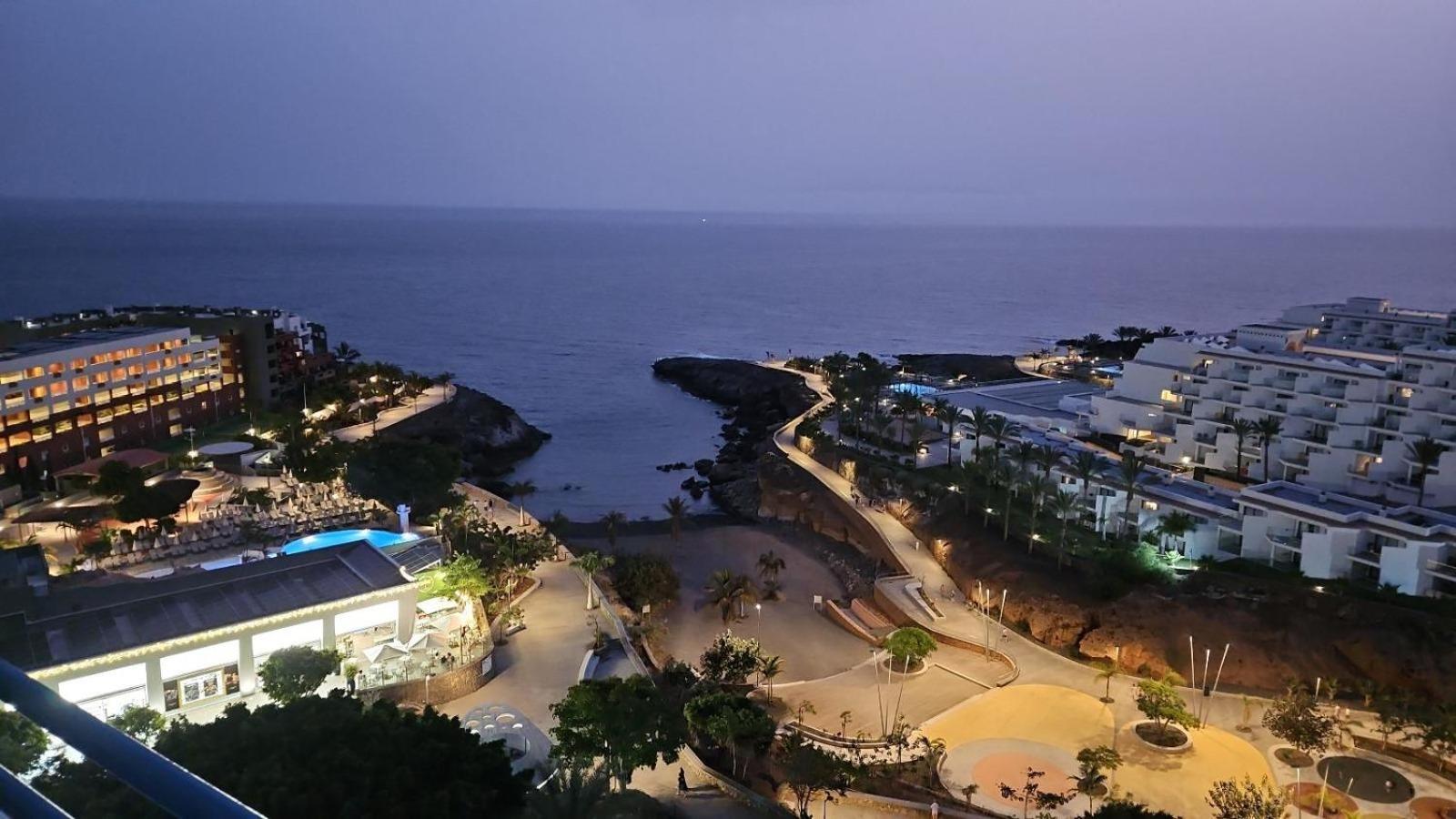 Amazing 2 Bedroom Flat With Beachfront And Pool, Paraiso Del Sur A306 Плая Параизо Екстериор снимка